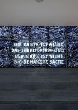 Kunst im öffentlichen Raum Henniges Staatsbetrieb Geobasisinformation Dresden